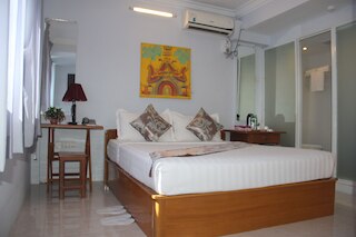 ニュー ヤンゴン ホテル