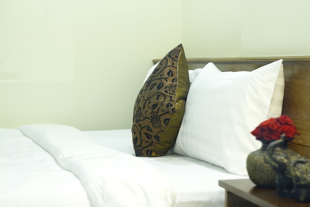 ローズ エメラルド ホテル