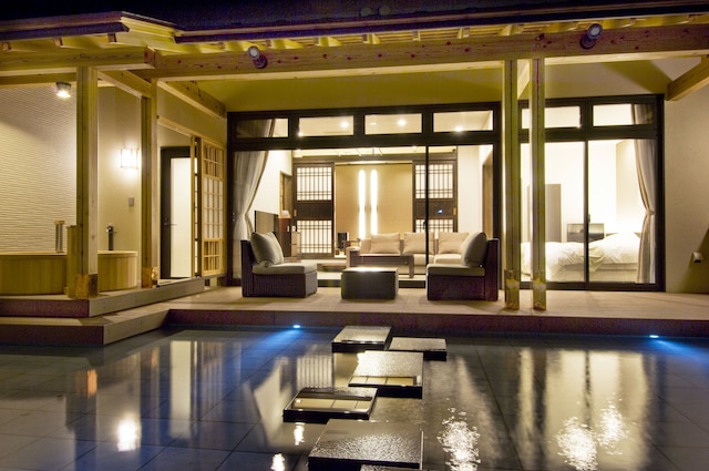 奥の院 ほてる とく川