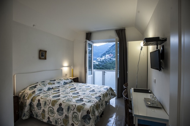 ラ カサ ディ カルラ