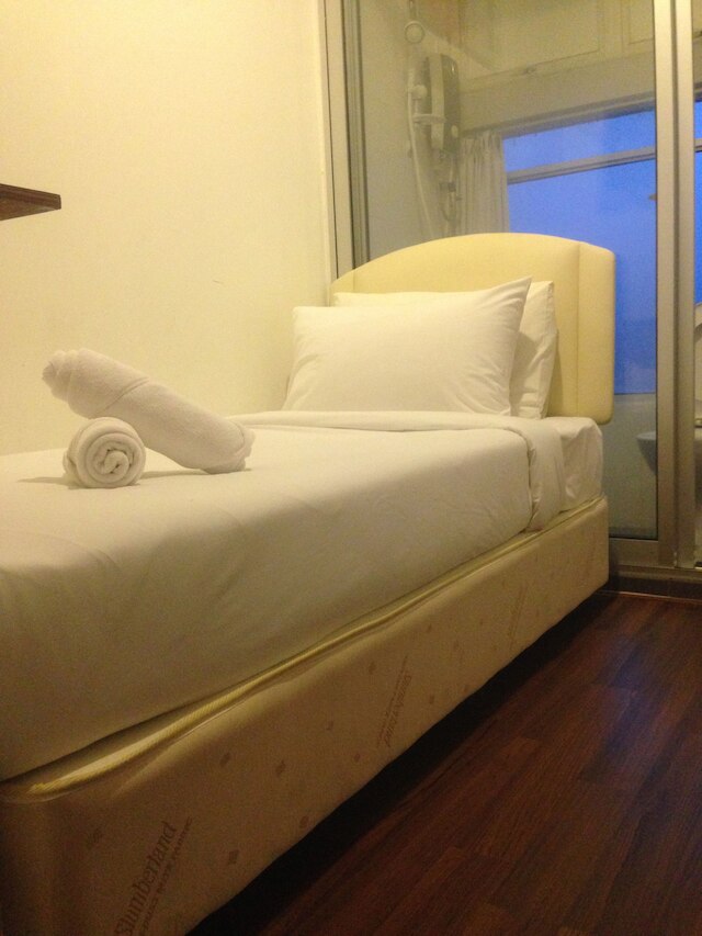 ウッドペッカー ロッジ クチン