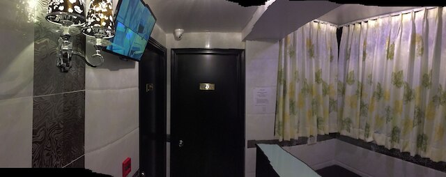 スカイラーク ホテル (斯凱勒科酒店)