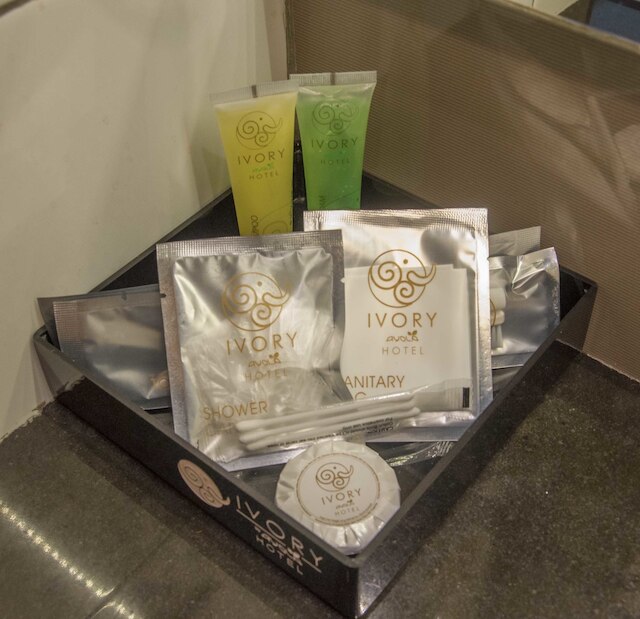 アイボリー ホテル バンドン