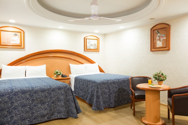 ホテル ディリジェンシアス