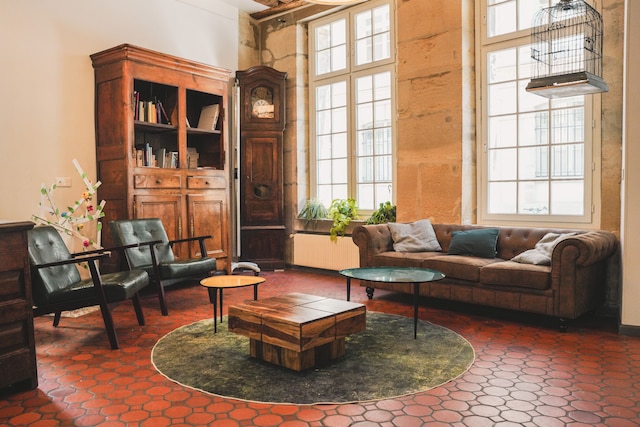 ミジェ・マレー - ホステル