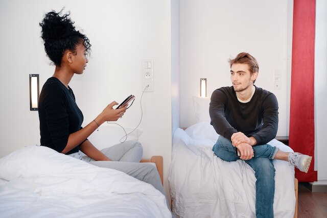 ミジェ・マレー - ホステル