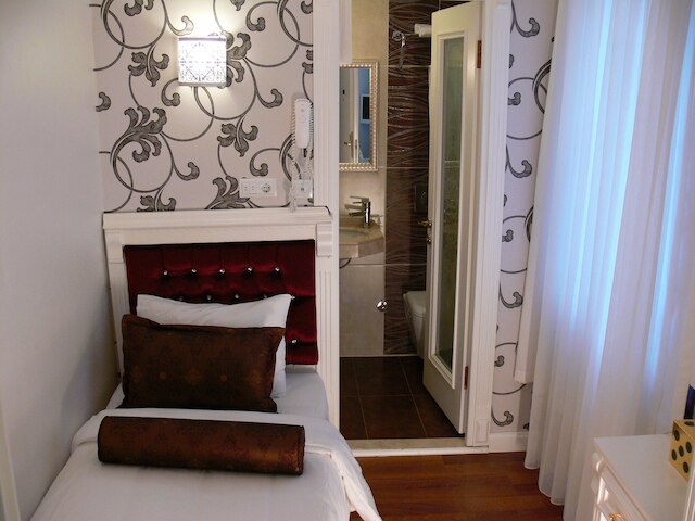 ホテル コロシアム