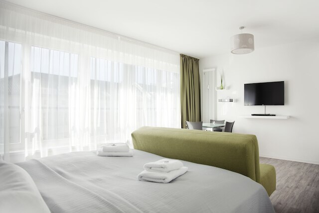 アパートメンツ ローゼンタール レジデンス