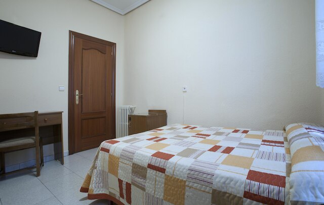 オスタル マリア ルイーサ