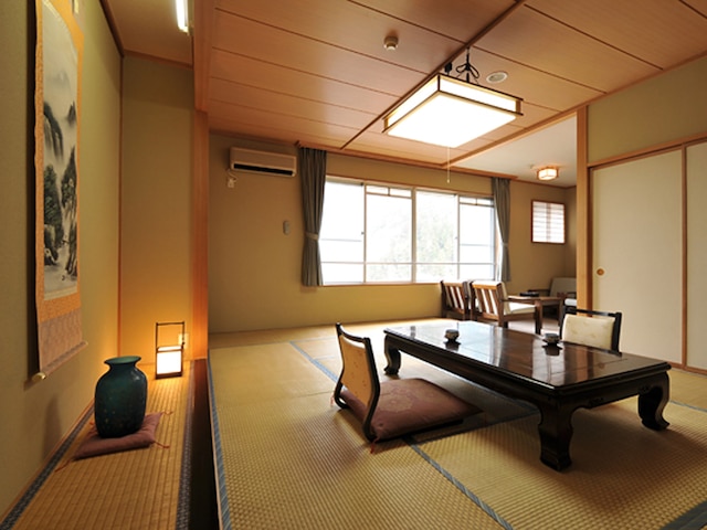 吟松亭あわしま