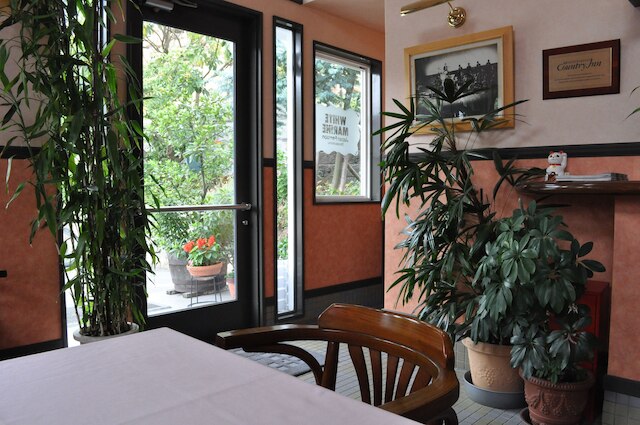 カントリーイン ザ ホワイトマリーン