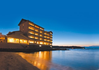 伊豆・三津浜 松濤館