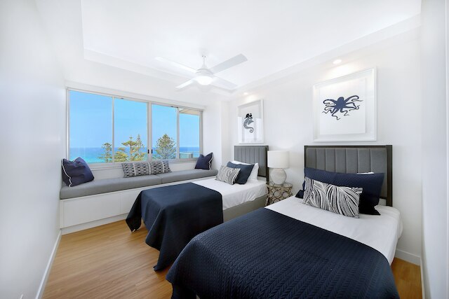 パシフィック レジス アパートメンツ