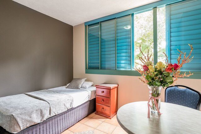 アルビオン マナー