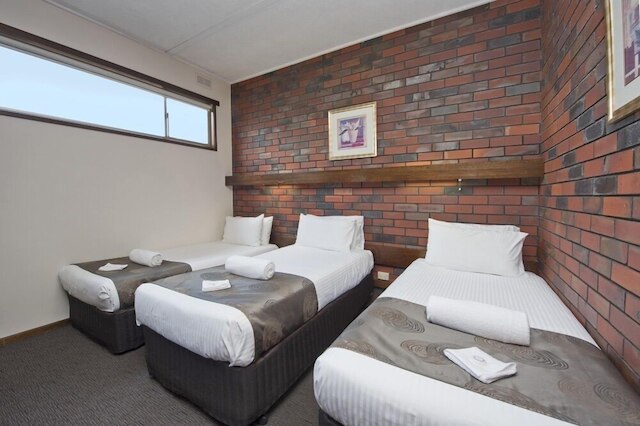 ハイ ウェイ エイト モーター イン