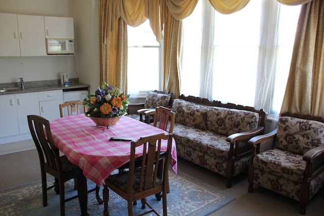 パーネル シティ ロッジ