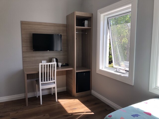 カーナーボン ロッジ