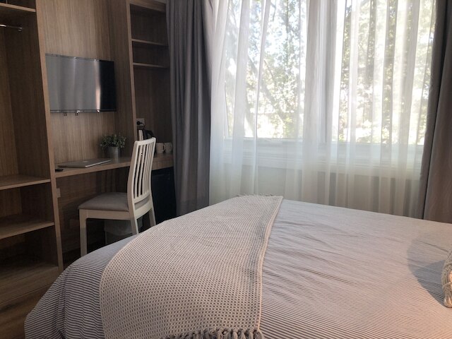 カーナーボン ロッジ