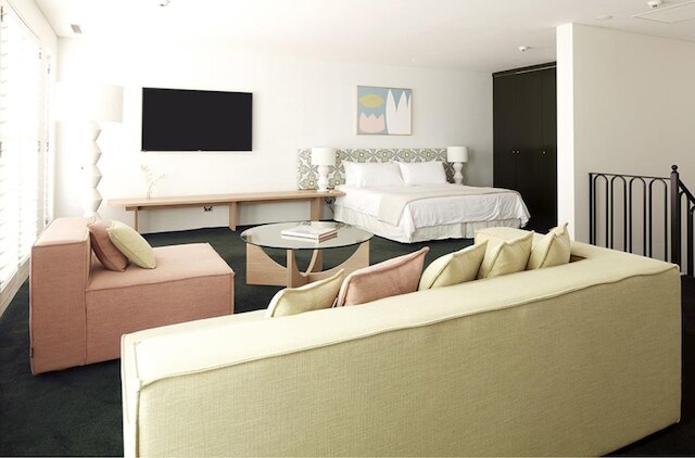 ホテル ラヴェシズ