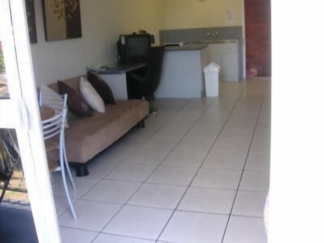 ケアンズ ホリデイ ロッジ