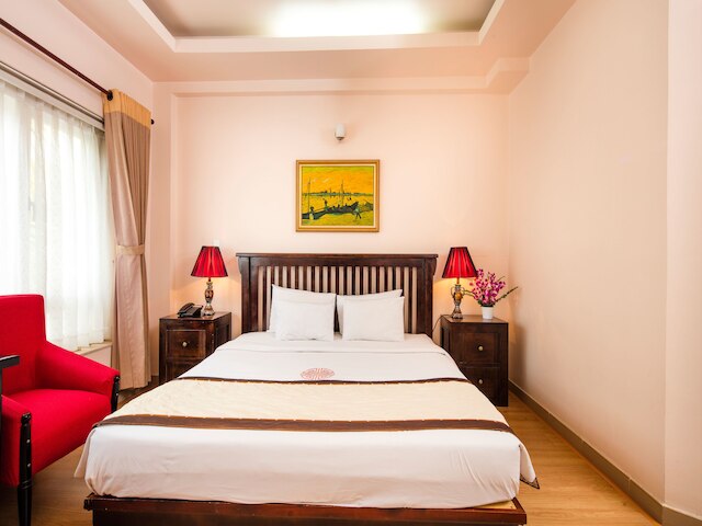 ビエン ドン ホテル フーミーフン