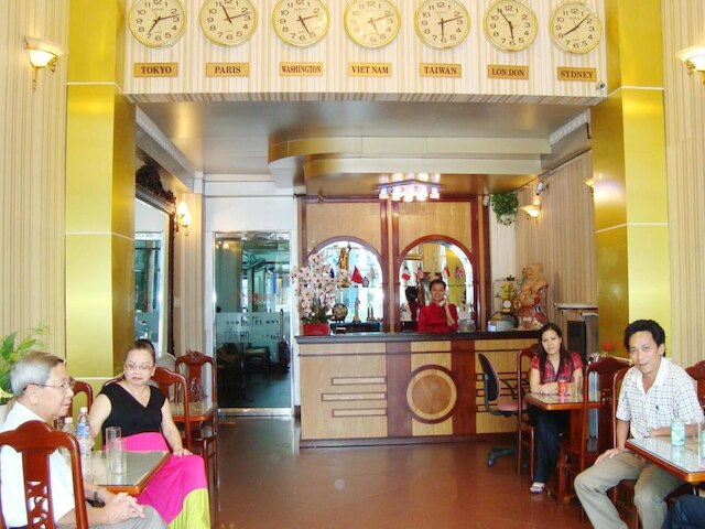 タン ホアン ロン ホテル ディストリクト 5