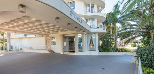 2nd アベニュー ビーチサイド アパートメンツ