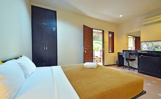 タマン アユ タウンハウス