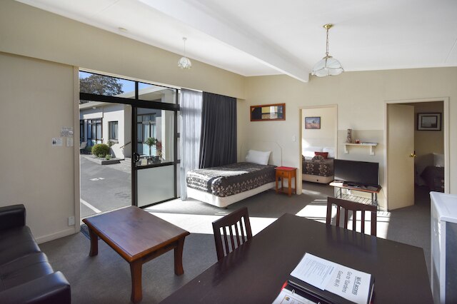 ガーデン モーテル