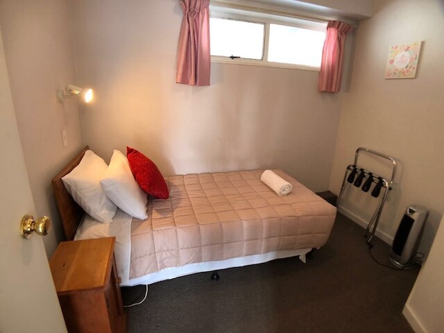 トゥーイ ロッジ モーテル