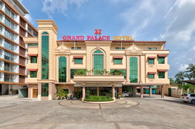 グランド パレス ホテル