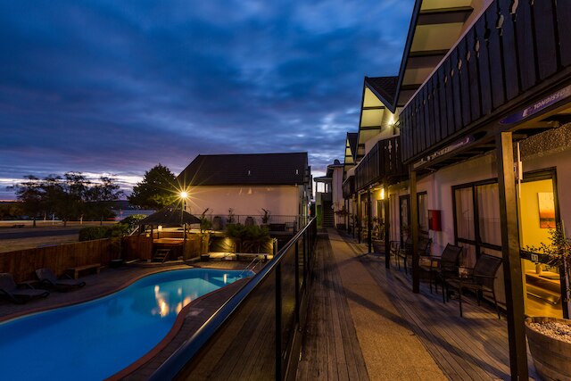 ル シャレー スイス モーテル アパートメンツ