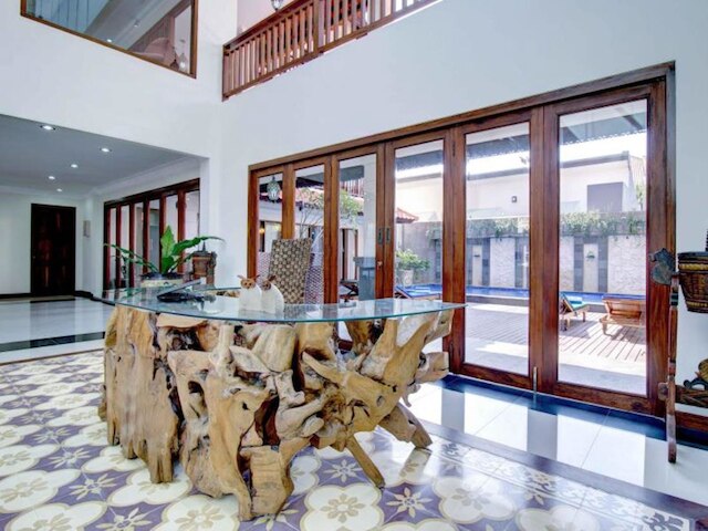 ハスティナープラ レジデンス