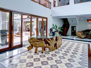 ハスティナープラ レジデンス