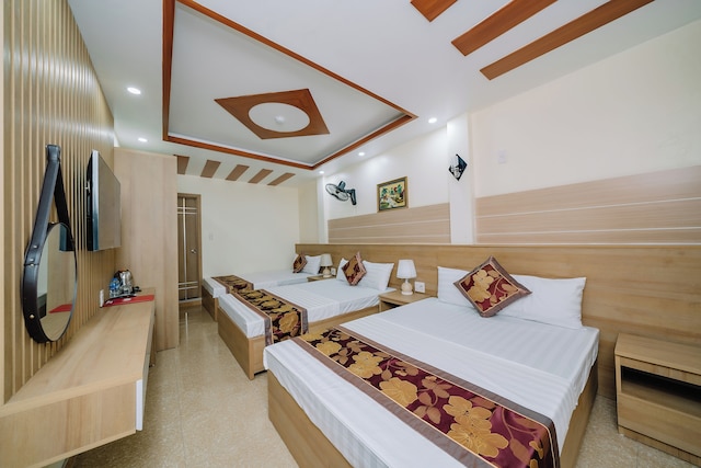 マイ ンゴク ホテル キャットバ