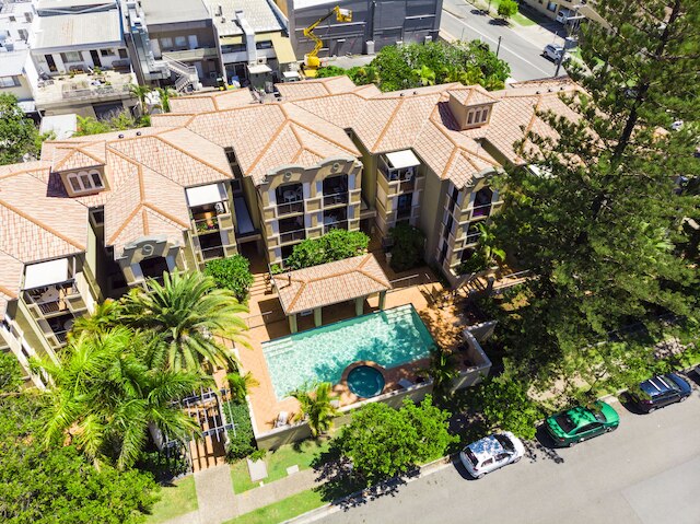 ビーチズ オン ウェーブ ストリート