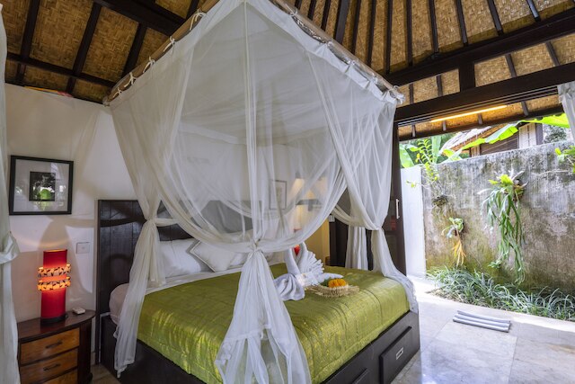 ロッドトゥンドゥ サリ