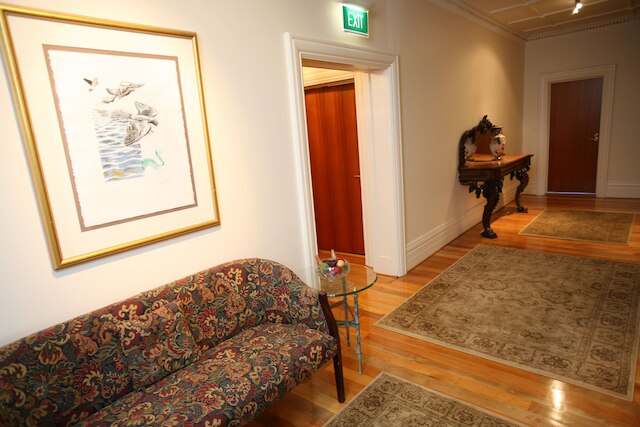 ダルシーホテル アット ホームブッシュ