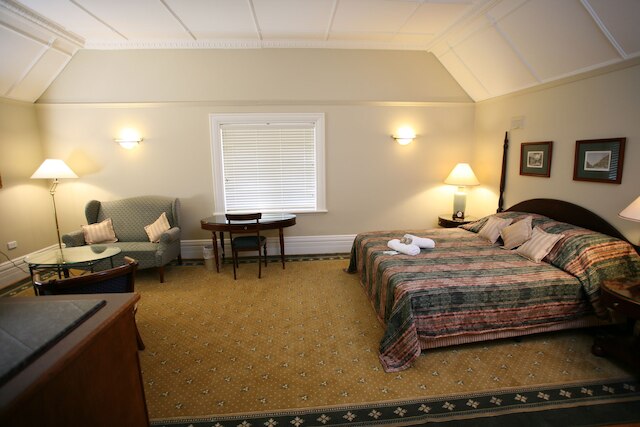 ダルシーホテル アット ホームブッシュ