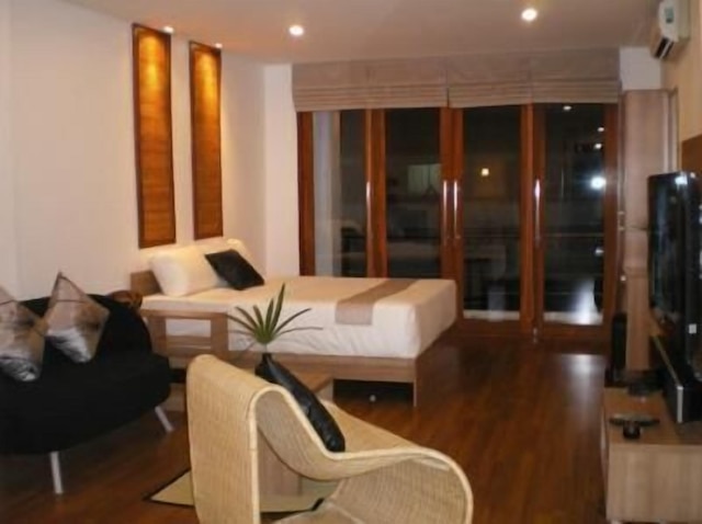 ファイブ ビーチ ハウス ホテル