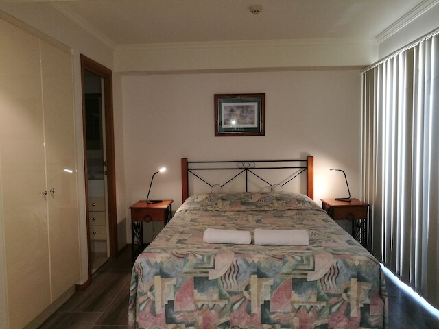 セッジブルック アパートメンツ