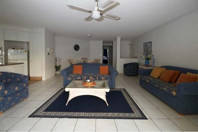 サントリーニ バイ ザ シー ゴールド コースト