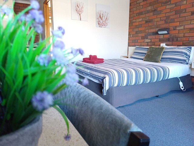 クーラビン モーター イン