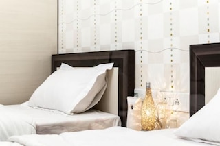 シミ インターナショナル - ザ インペリアル