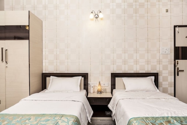 シミ インターナショナル - ザ インペリアル