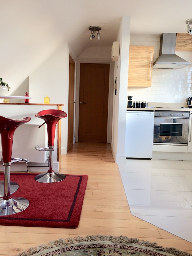 ケンジントン オリンピア アパートメンツ