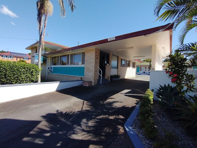 アスプレイ サンセット モーテル