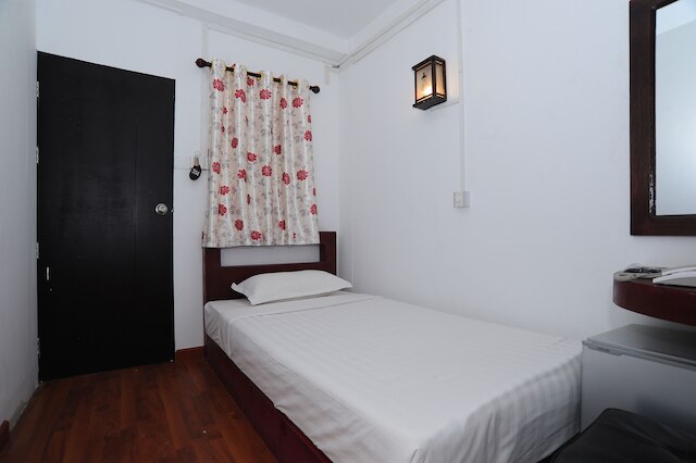 アッガ ユース ホテル