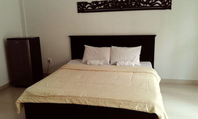 スワンデウィ ホームステイ