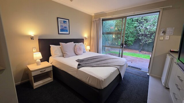 タワー ジャンクション モーター ロッジ